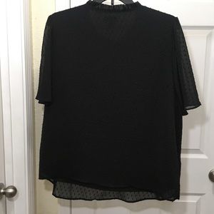 Plus size black one bottom blouse